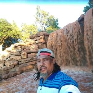 Meet your Posher, Freddie